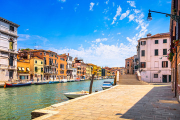 Fototapeta premium Venice water canal in Cannaregio. Italy
