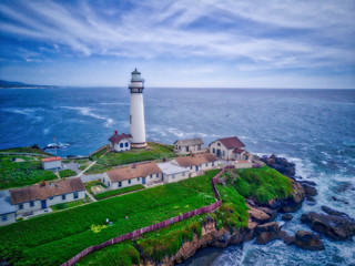 Fototapeta na wymiar Pigeon point Lighthouse, Pfcefec Ocean