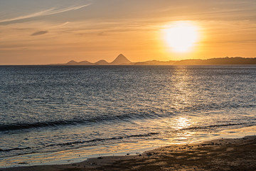 Pôr do Sol na praia de Anchieta, Espírito Santo, Brasil.