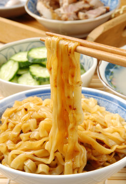 Chinese tradition food - dry noodles   