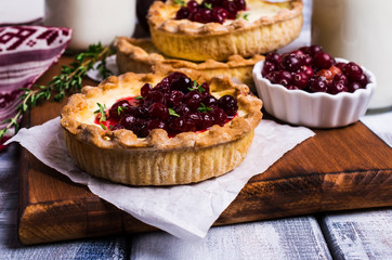 Traditional mini cheese cake