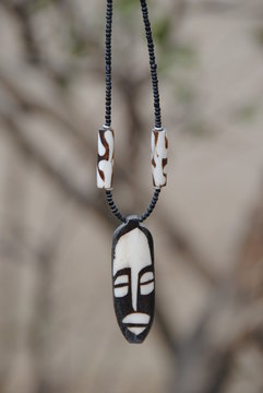Afrique art artisanat colier