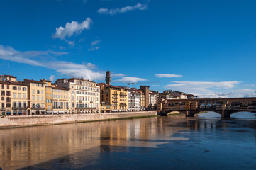 Fototapeta na wymiar The Ponte Vecchio bridge in Florence, Italy