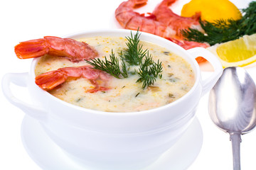 Creamy cream soup with shrimps