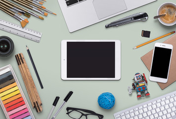 Responsive design hero header