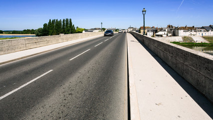 Fototapeta premium car traffic on bridge over Loire river in Amboise
