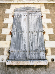 windows closed by wooden shutters in Amboise
