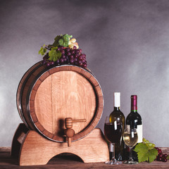 Grapes on wooden barrel