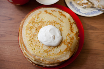 pancakes with sour cream