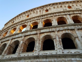 Obraz premium Low angle view of colosseum in rome italy ancient architecture