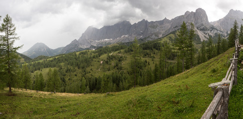 Dachstein Panorama - gesehen von der Austriahütte