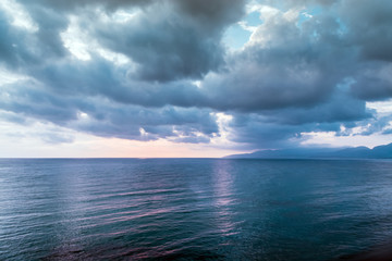 Fototapeta premium cloudy grey cloud on the gloomy sky before a thunderstorm