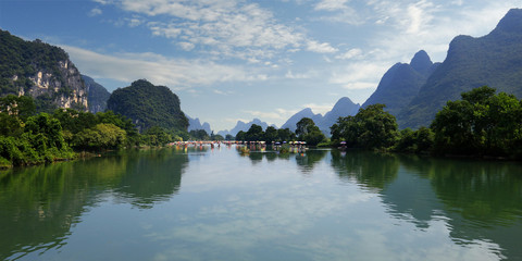 Fototapeta premium view of li river with bamboo raft, at Yangshuo ,china