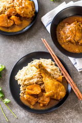 Chicken Massaman Curry Paste with Noodle