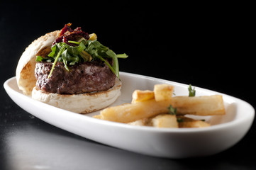 Mini hamburguesa de wagyu.