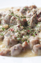 Mollejas de cordero al ajo.