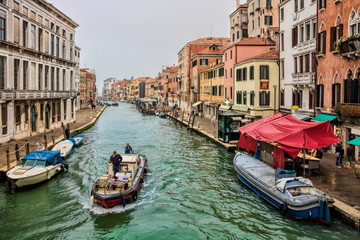 Fototapeta na wymiar Venedig, Rio di Cannareggio