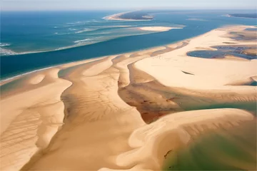 Fotobehang Luchtfoto Vue aérienne de bancs de sable dans le Bassin d'Arcachon en France