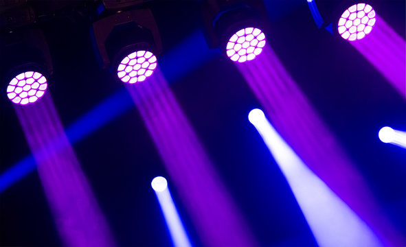 
    B&uuml;hnenbeleuchtung, Partylicht 