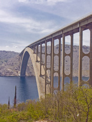 Krk-Brücke - Bogenbrücke in Kroatien