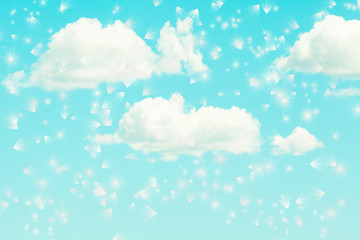 Fototapety  metafizyczne pochmurne turkusowe niebo z białymi miękkimi chmurami