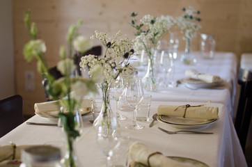 Table de déjeuner fleuris 