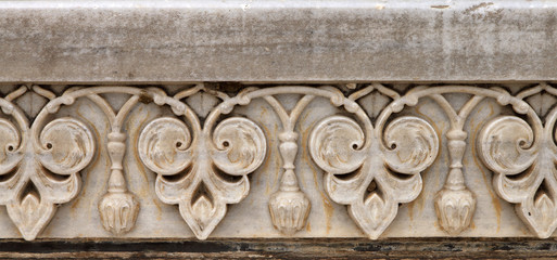 Beautiful Floral design on the walls of Taj Mahal, Agra, India