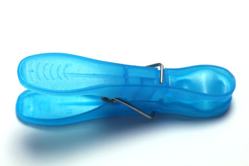 Blaue Wäscheklammer