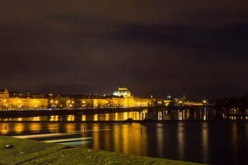 Fototapeta na wymiar Cityscape of Prague with Castle and Charles Bridge at night