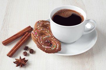 Coffee and gingerbread cookies