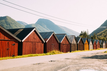 tradicional puerto pesca noruega, casa de pescadores