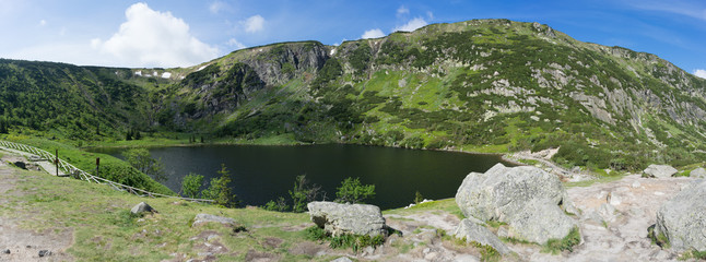 Polskie góry Karkonosze © Piotr