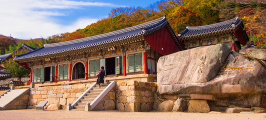 beomeosa buddhist temple