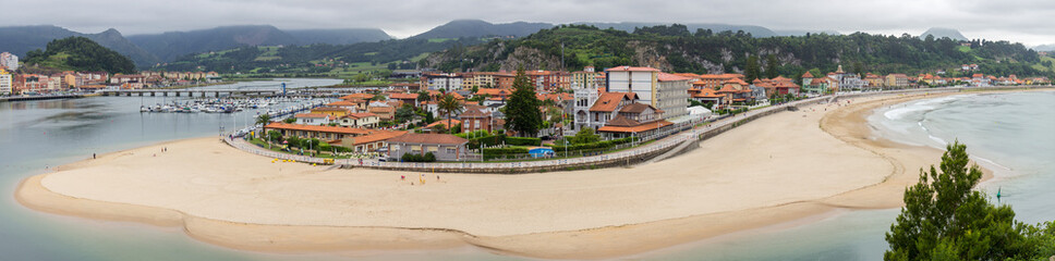 Obraz premium Ribadesella, a beautiful town in the cost of Asturias