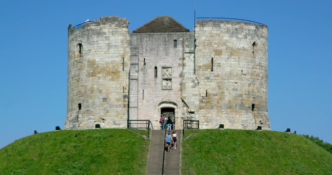 Clifford'S Tower; York City Centre; York City Centre