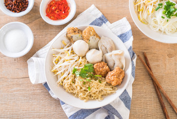 noodles bowl with fish ball