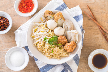 noodles bowl with fish ball