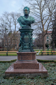 Dr. Andreas Zelinka, Denkmal, Stadtpark, 2018