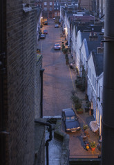 ロンドン　路地裏　夜明け前　街並　