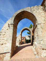 Fototapeta na wymiar Maqueda, pueblo español de la provincia de Toledo, en la comunidad autónoma de Castilla La Mancha (España)