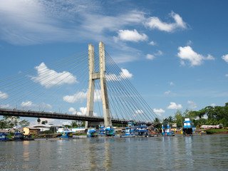 Obraz premium a large bridge over the Napo River, Coca, Ecuador
