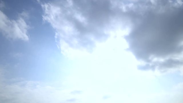 空と雲　逆光　タイムラプス　1月