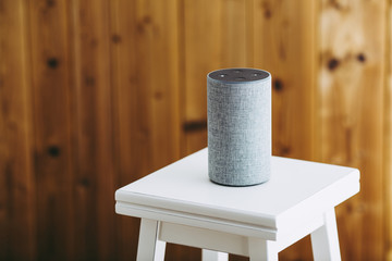 スマートスピーカー