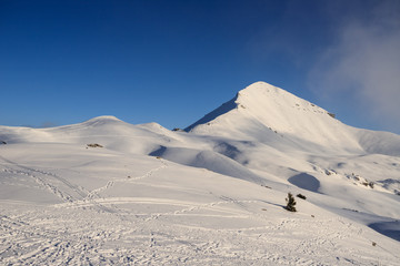 Fototapeta na wymiar Monte Sodadura dai piani di Artavaggio - Alpi Orobie