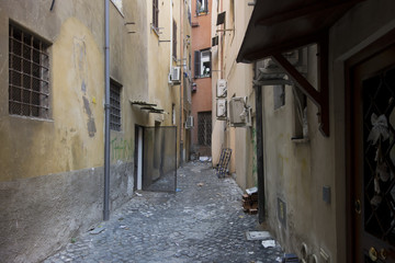 blind alley in Rome