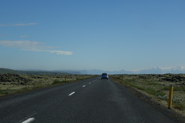 アイスランド南部、リングロードをドライブ
