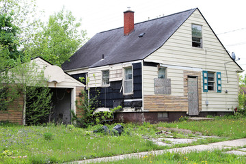 Abandoned home in Flint, Michigan. - 188932791
