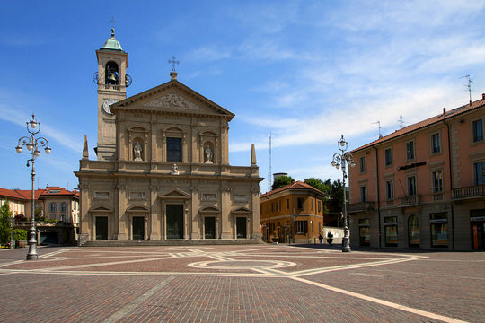 Saronno Citt&agrave; in Lombardia Italia Europa Saronno City in Lombardy Italy Europe