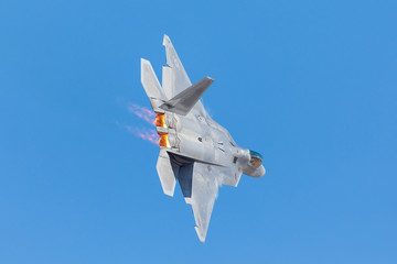 F-22 Raptor in a very close view, with afterburners on