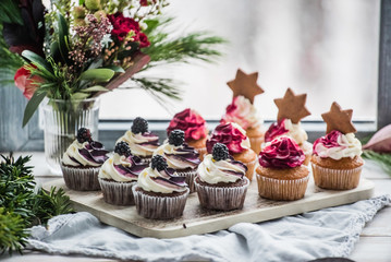 berry cupcakes with stars